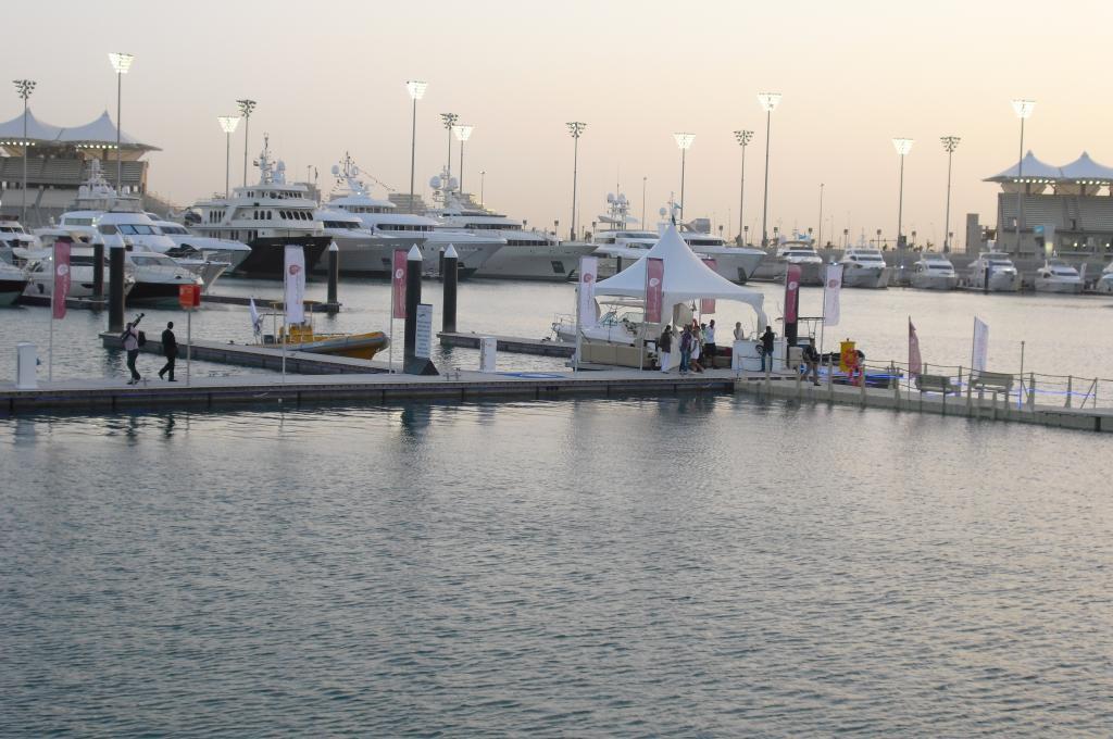 Abu Dhabi show © Images courtesy of Deutsche Yachten